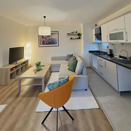 شقة 10 Mins To Takism - Cenrtal & New Modern Flat